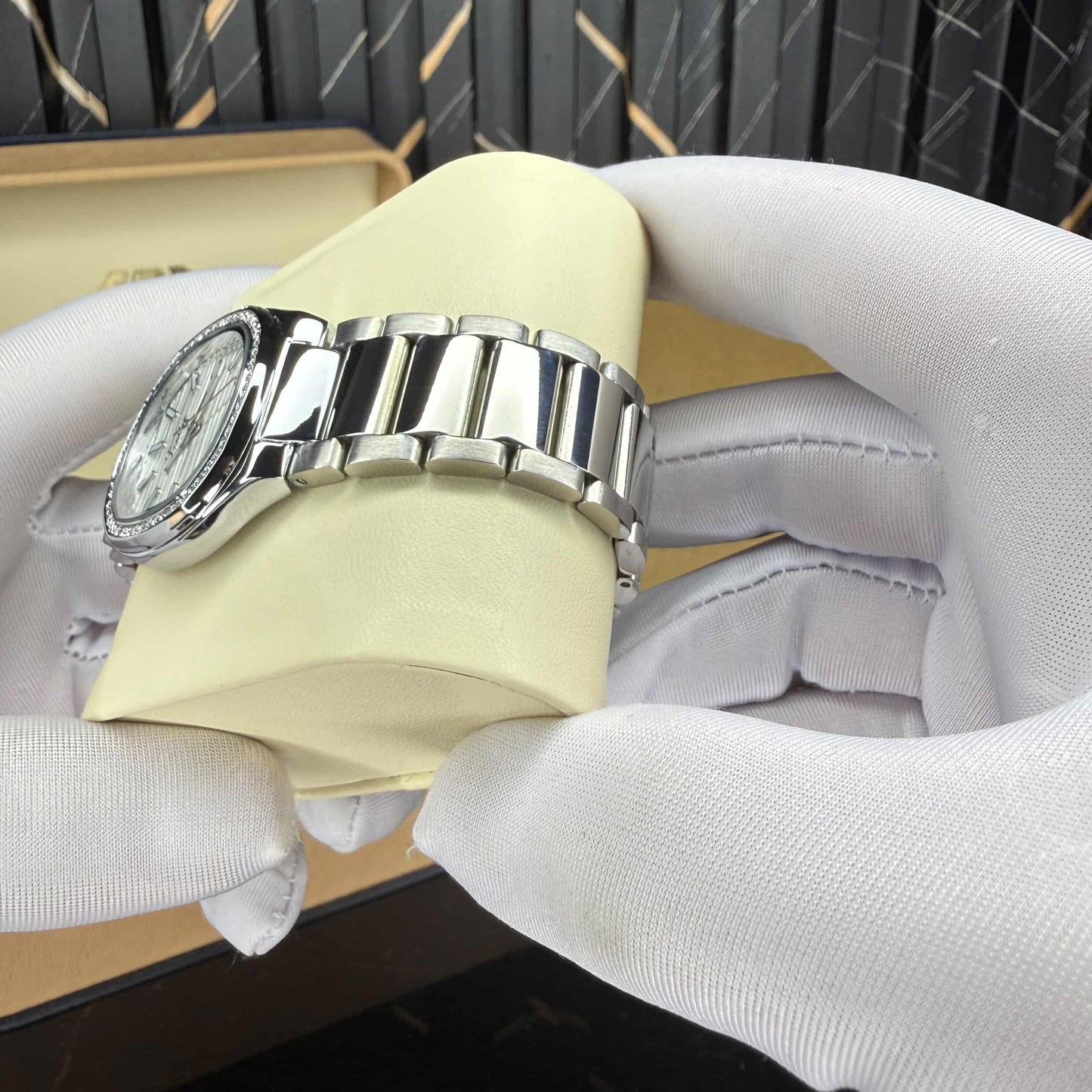 serenia(silver white)