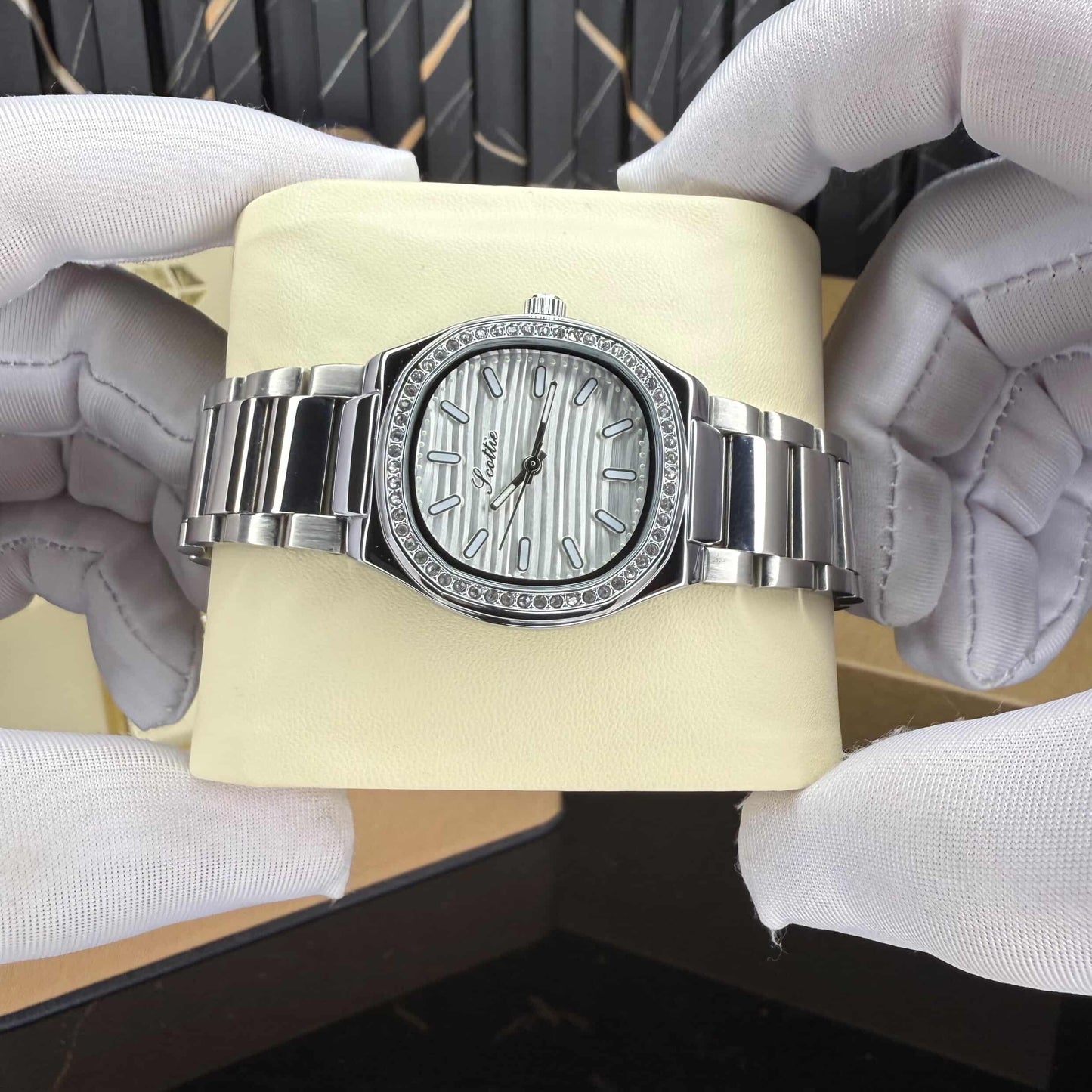 serenia(silver white)