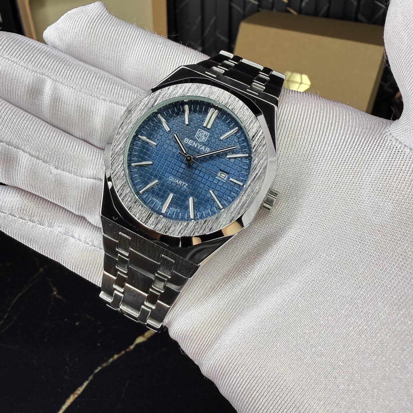 vantage(silver blue)