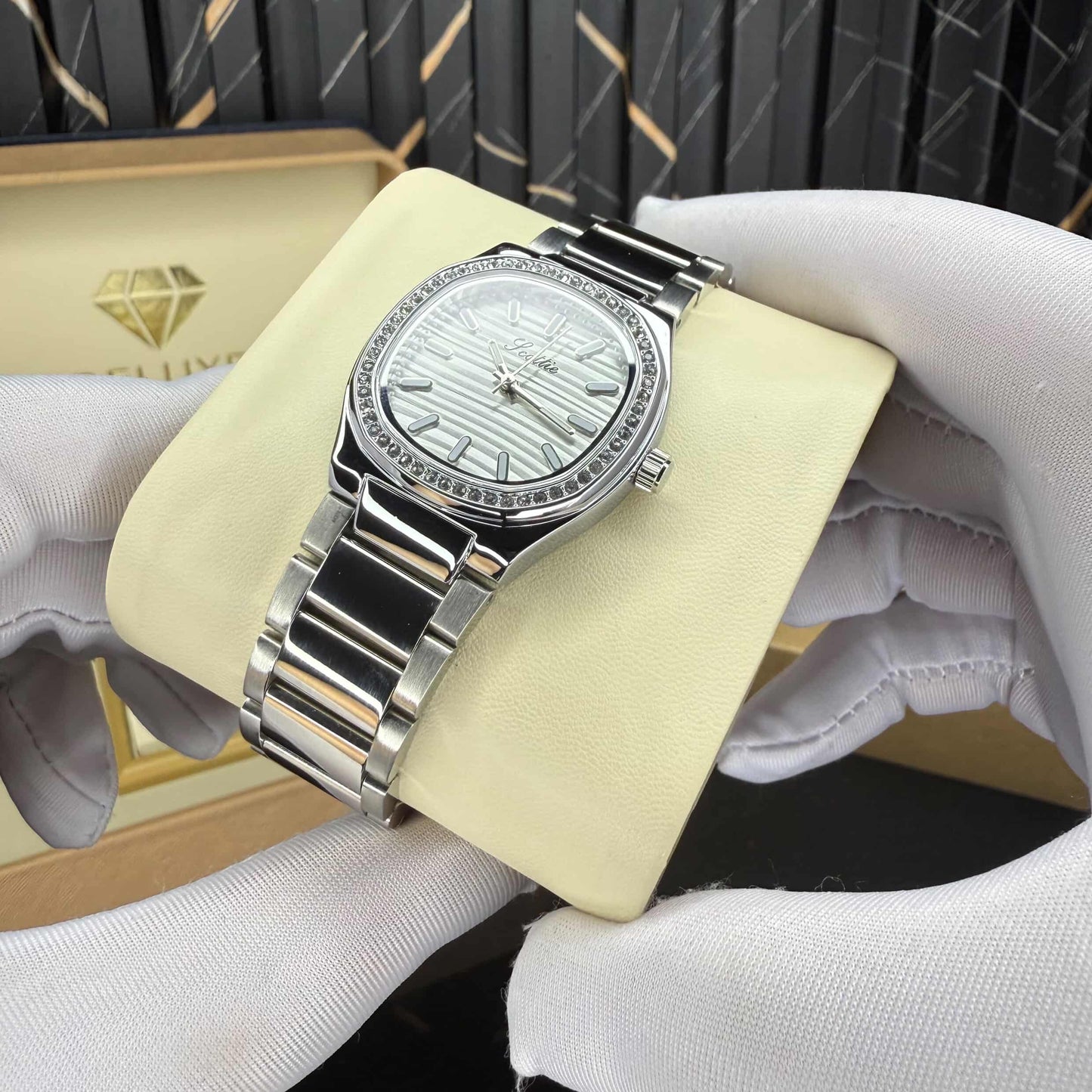 serenia(silver white)